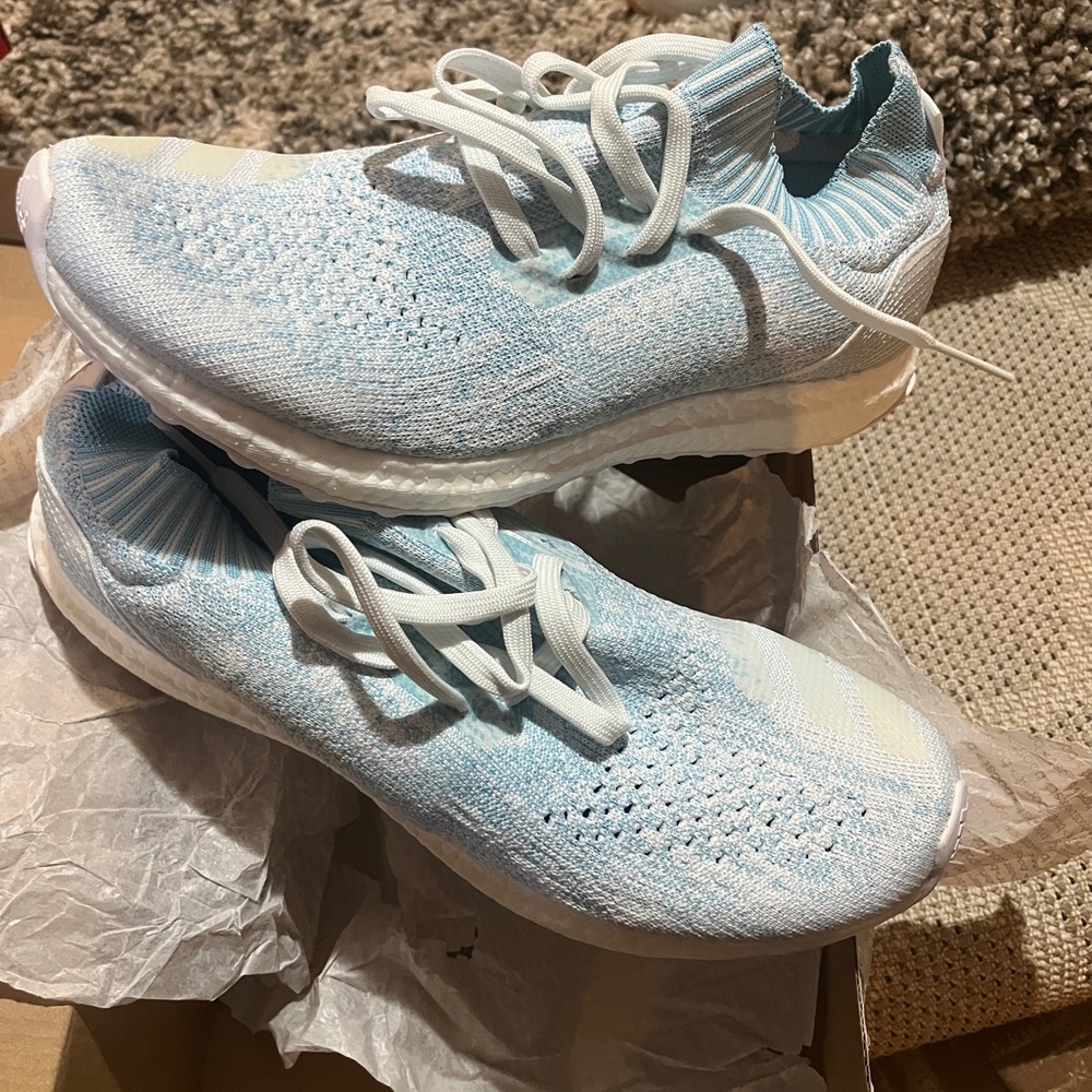 Adidas UltraBOOST Uncaged Parley Sneakers